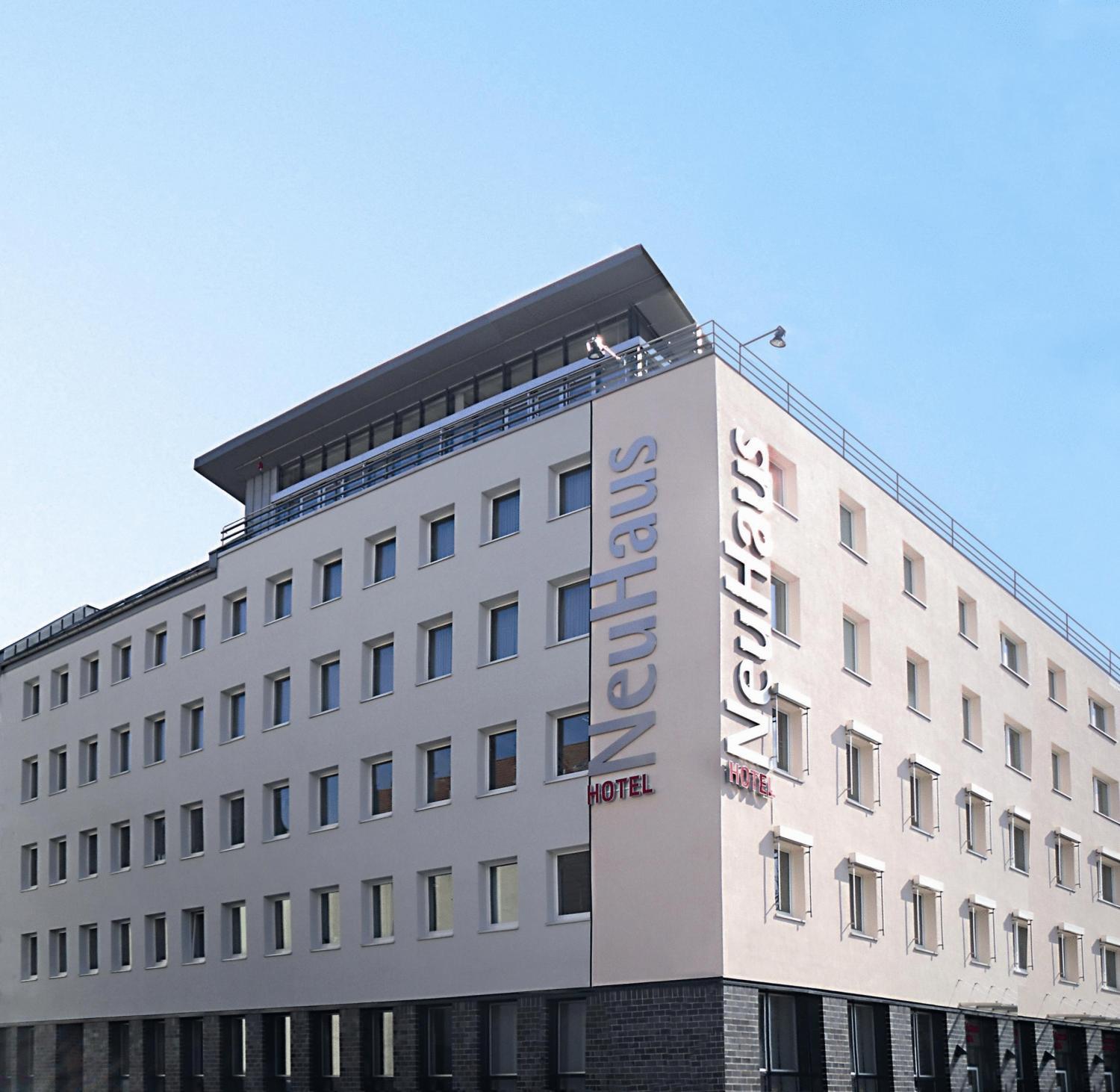 Hotel NeuHaus — photo 2