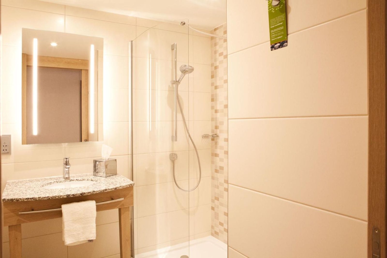 Hampton By Hilton Dortmund Phoenix See — photo 3