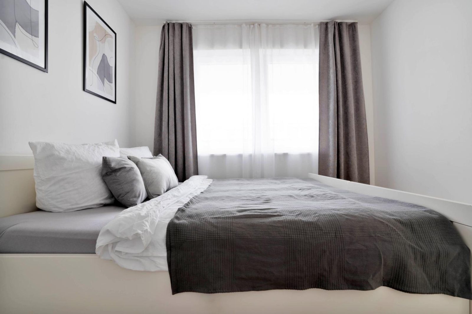Apartments in the city center I home2share — photo 4