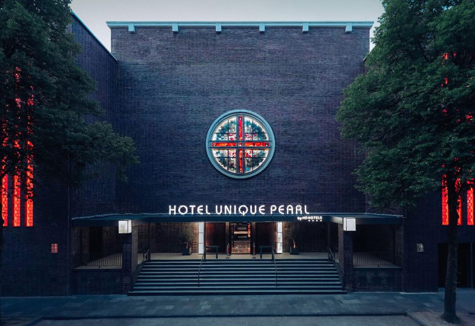 Hotel Unique Pearl